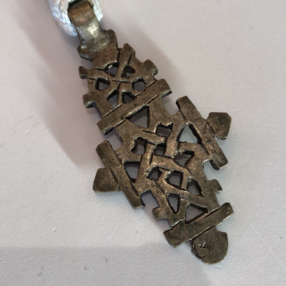Metal cross - Picture 3 of 3